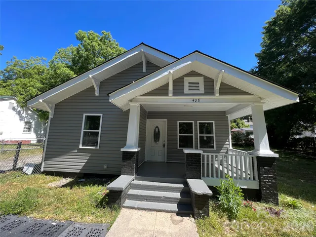 $1,595 | 408 East 3rd Avenue, Gastonia, NC 28054