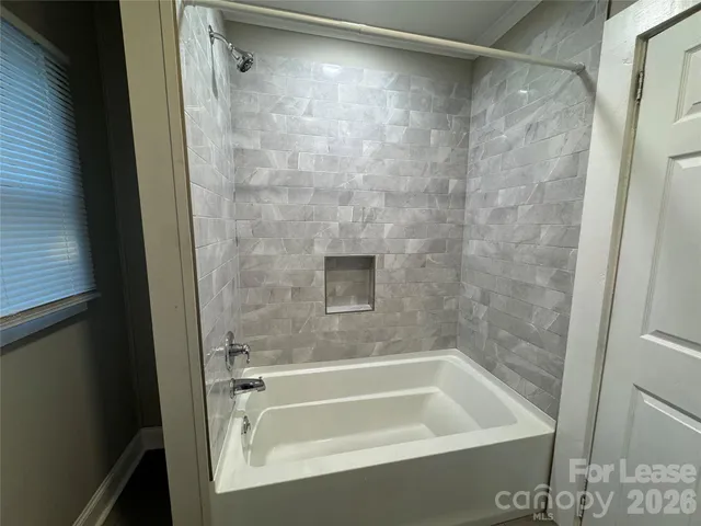 $1,595 | 408 East 3rd Avenue, Gastonia, NC 28054