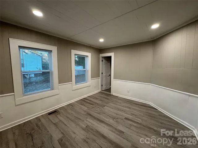 $1,595 | 408 East 3rd Avenue, Gastonia, NC 28054