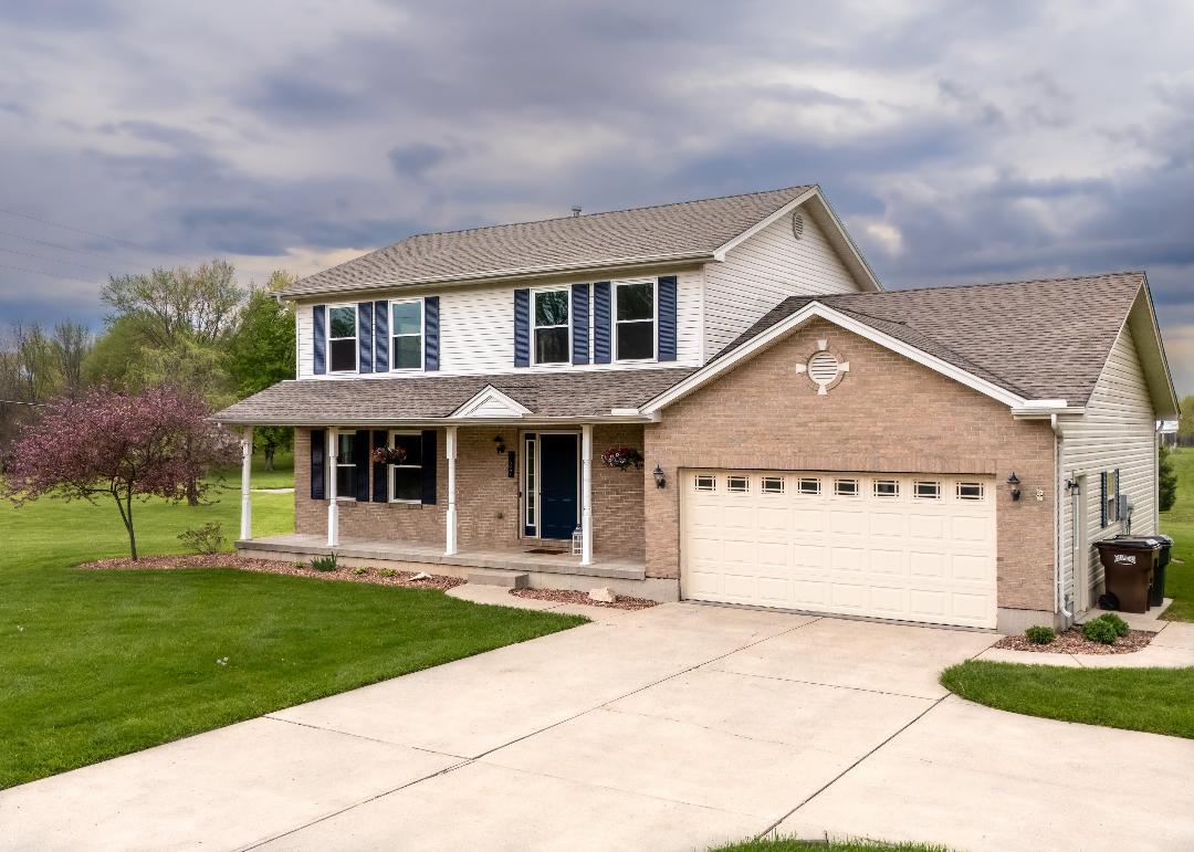 137 Deer Trail Road Sunman, IN 47041 - Photo 1 of 28 Gallery Image 1
