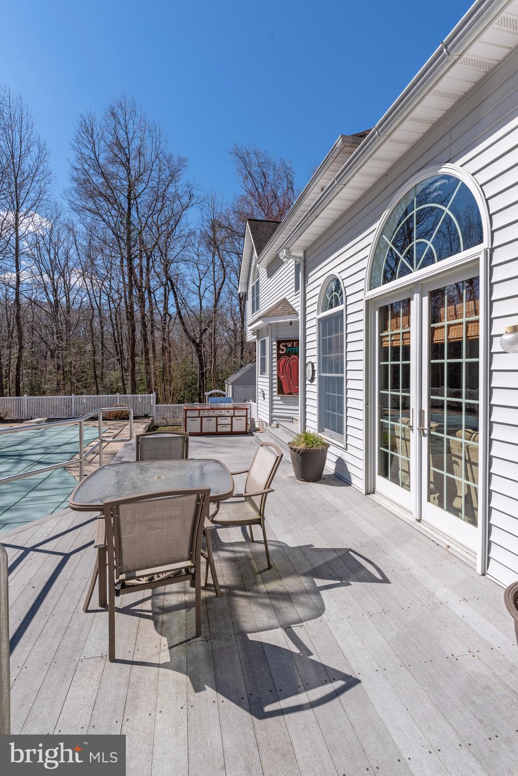 811 Swift Road Pasadena, MD 21122 - Photo 40 of 52 Deck