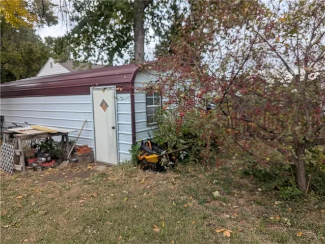 $148,900 | 809 West 25th Terrace, Higginsville, MO 64037