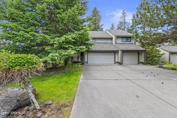 $445,000 | 981 East Loch Lomond Court, Hayden, ID 83835