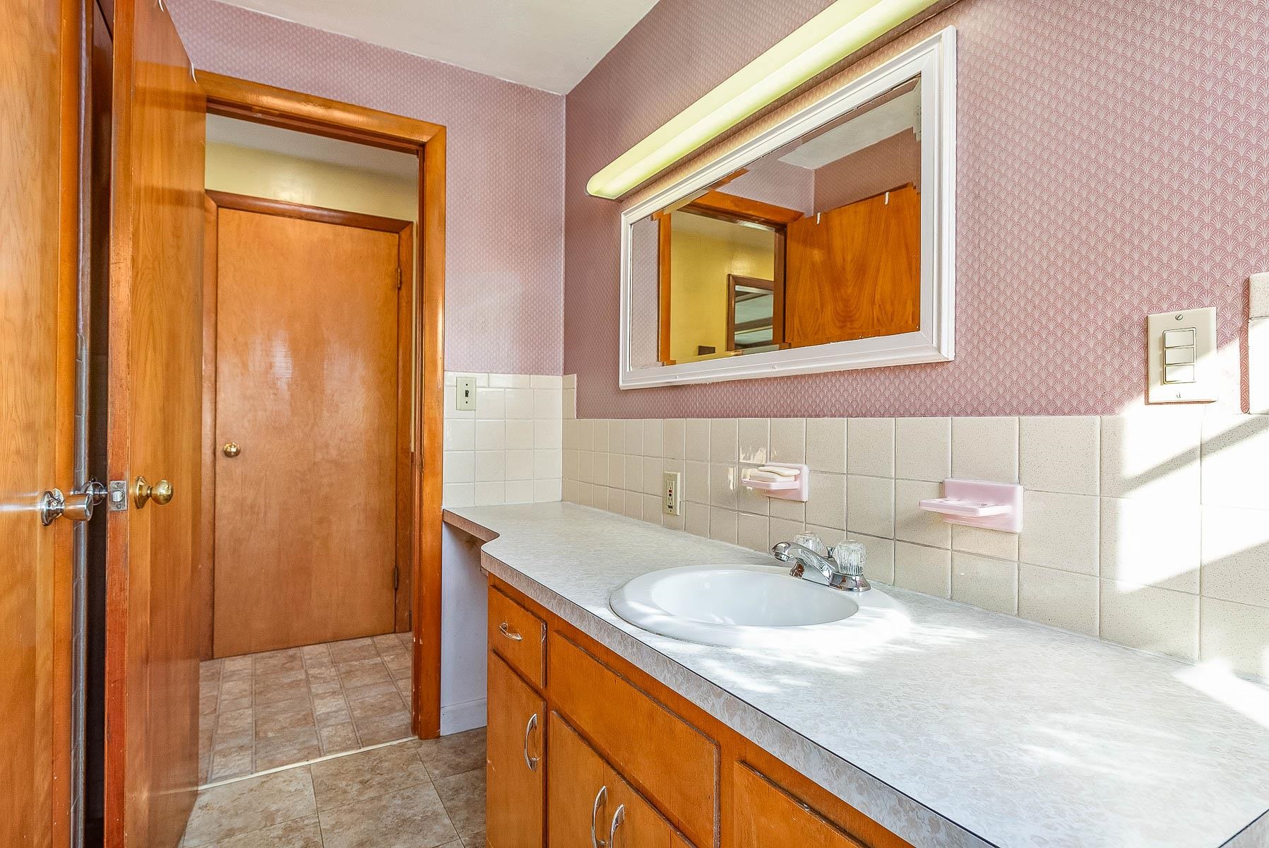 9 Letourneau Street Rochester, NH 03867 - Photo 10 of 26