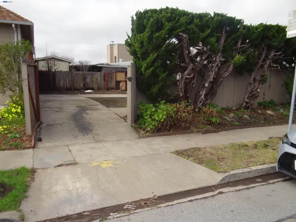 $999,888 | 596 Walnut Street, San Bruno, CA 94066