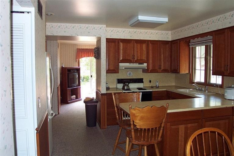 1304 Miller Road Kalamazoo, MI 49001 - Photo 6 of 19 Additional Photo