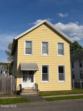 $199,900 | 422 4th Avenue, Troy, NY 12182