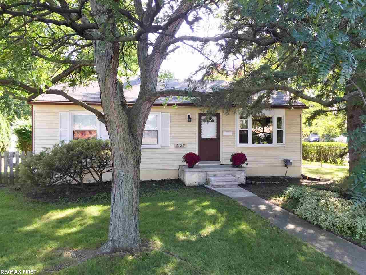 2125 West 14 Mile Road Royal Oak, MI 48073 - Photo 1 of 21