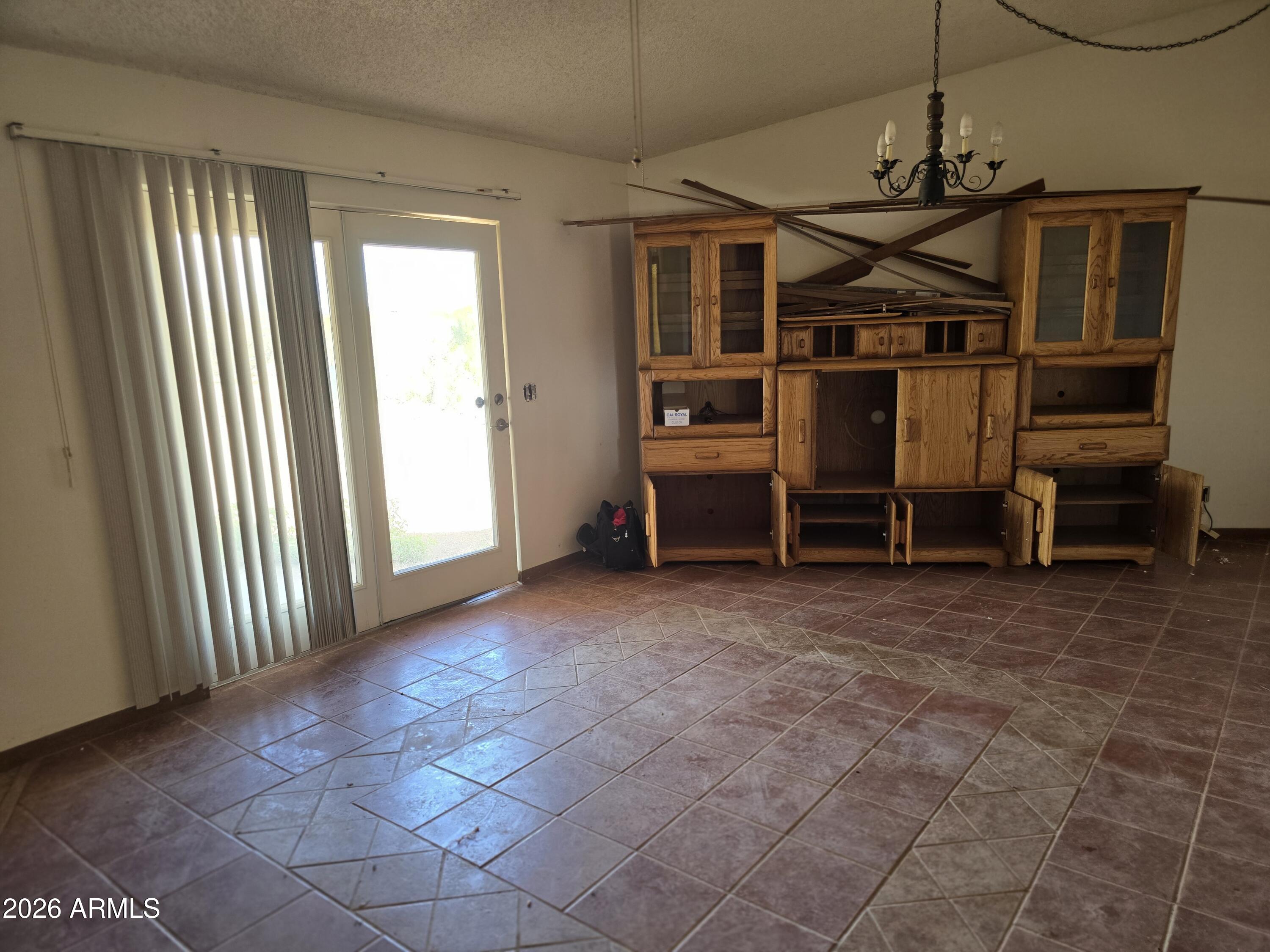 1766 South Wardle Road Sierra Vista, AZ 85635 - Photo 7 of 20 20250625_102907