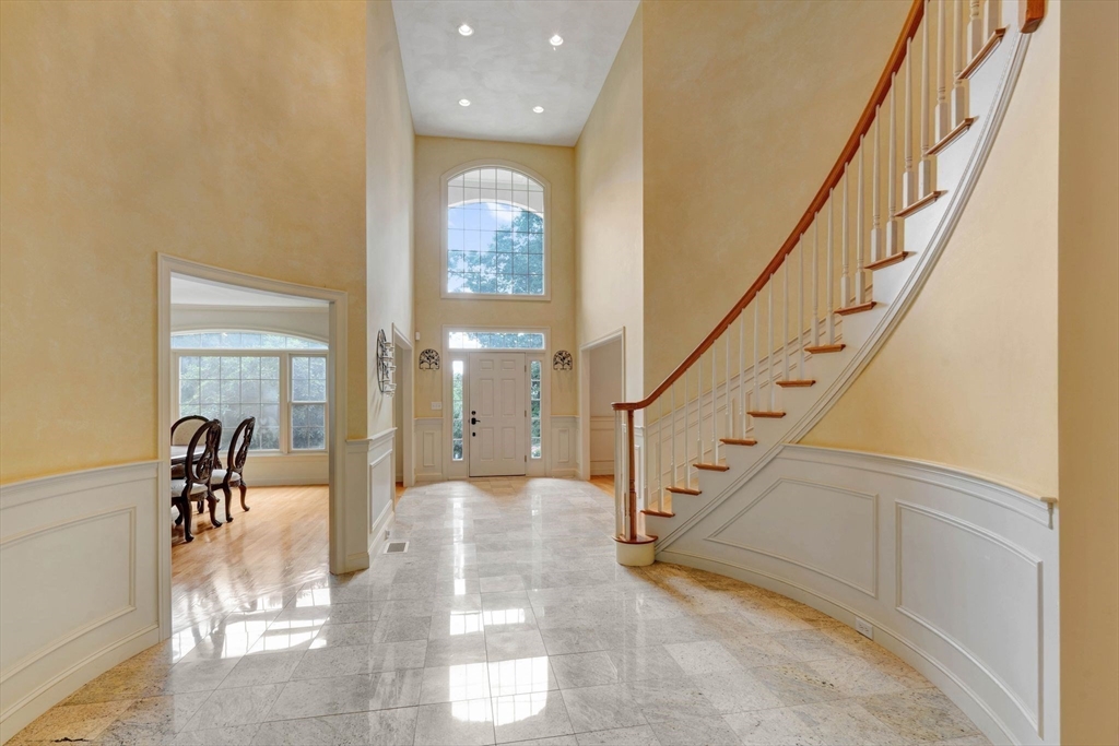 44 Mill Road North Andover, MA 01845 - Photo 10 of 40 Gallery Image 10