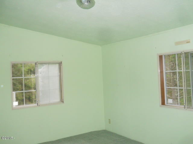 61999 Southwest Hebo Road Grand Ronde, OR 97347 - Photo 17 of 22 Master bedroom