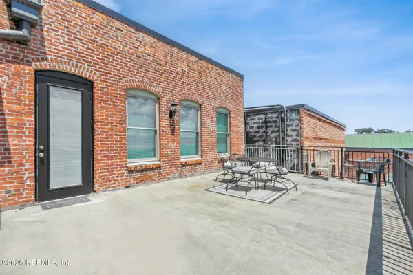 a view of house with outdoor space and porch