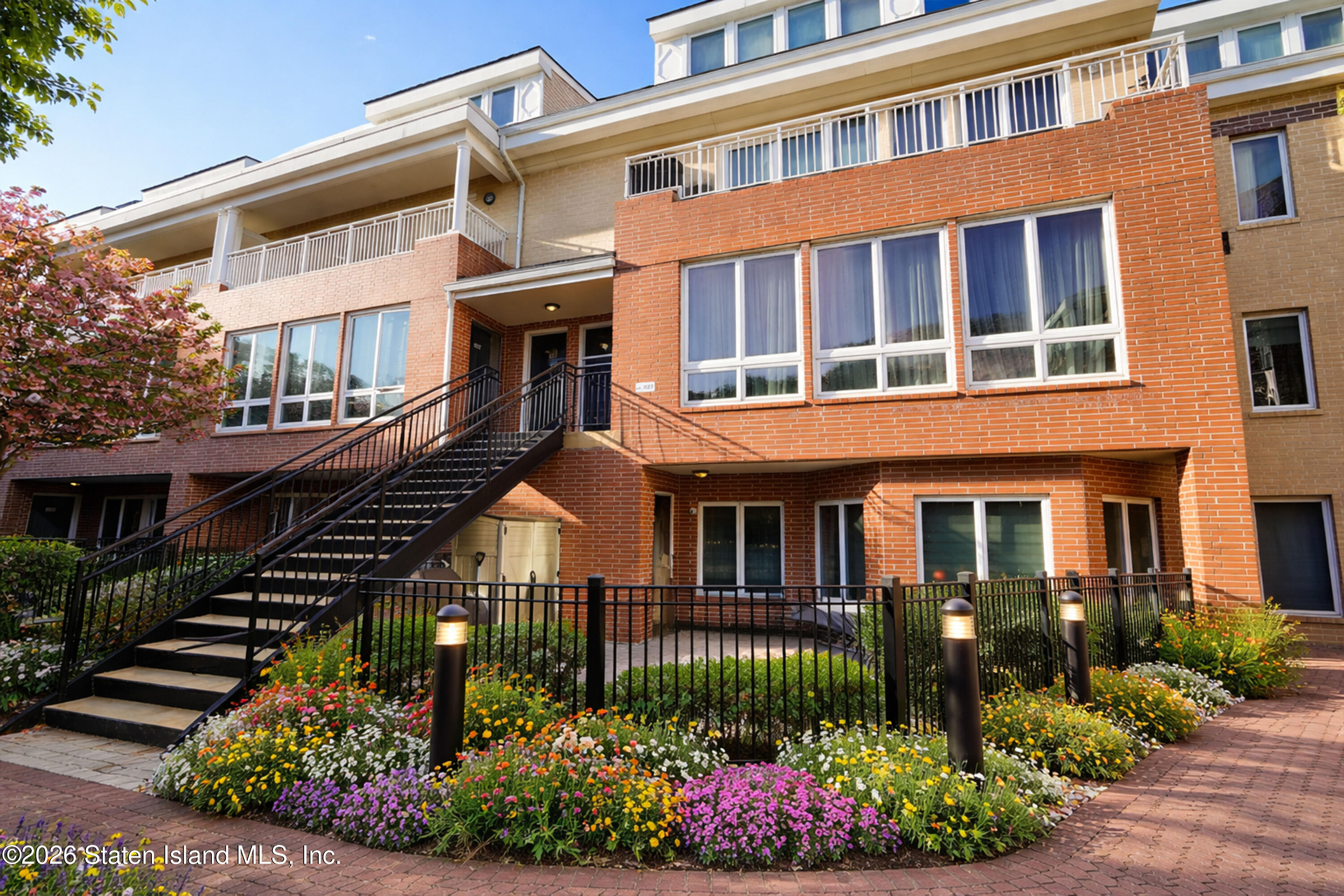 368 Rector Street, Unit 307 Perth Amboy, NJ 08861 - Photo 3 of 29 Photo Apr 20 2026, 6 08 21 PM