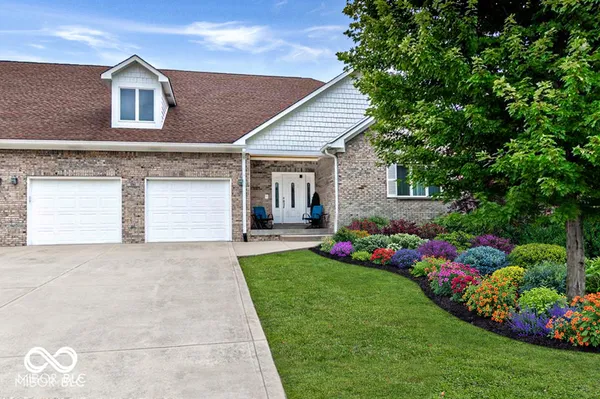 $483,900 | 1761 Walnut Trace, Greenfield, IN 46140