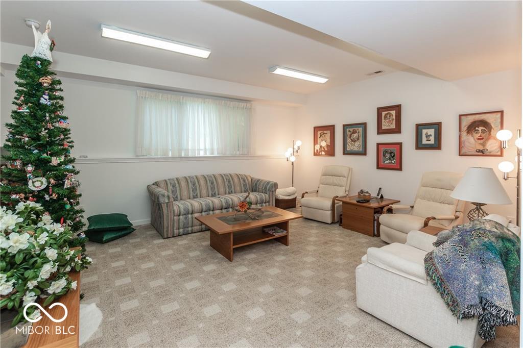 1761 Walnut Trace Greenfield, IN 46140 - Photo 32 of 44