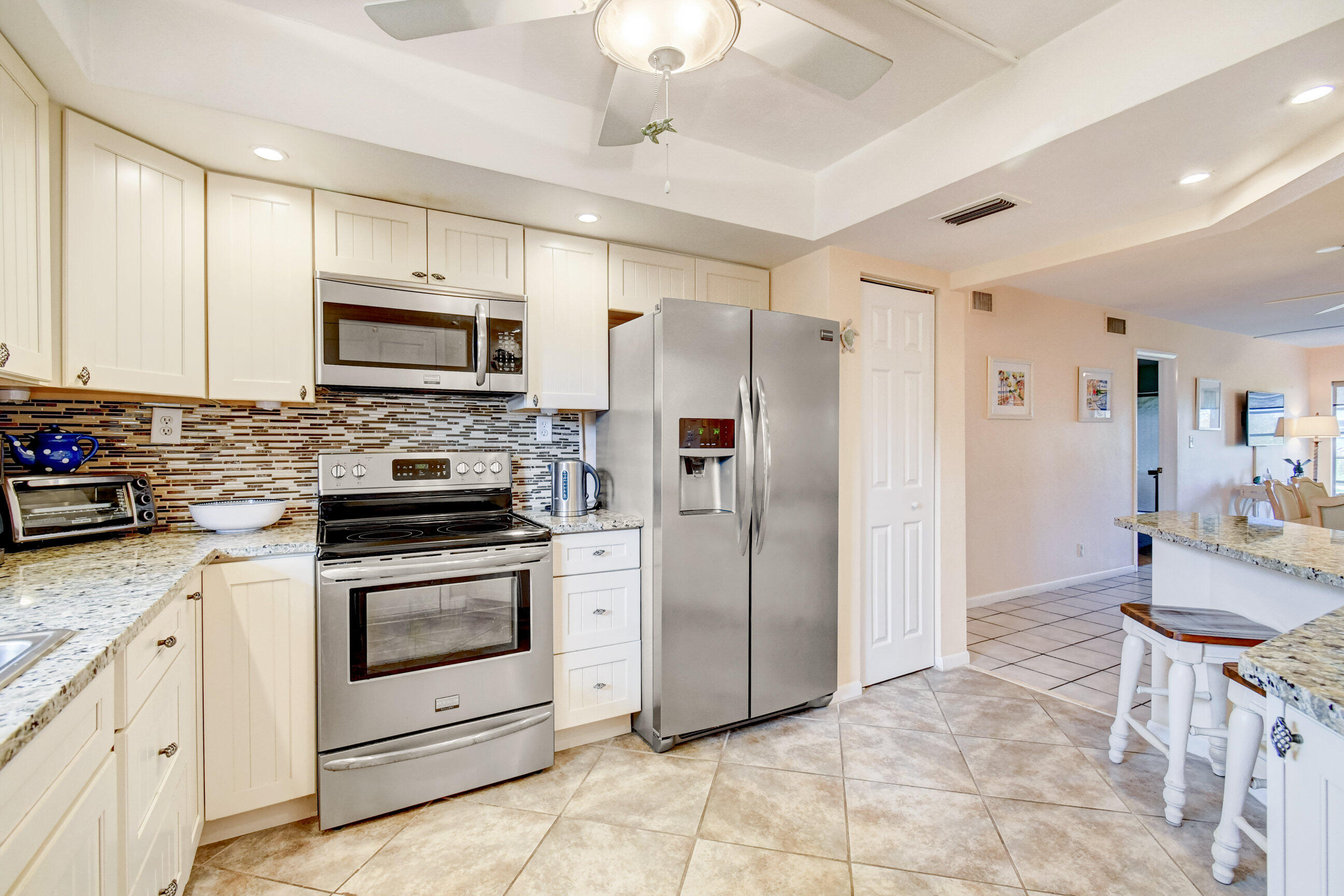 5520 North Ocean Boulevard, Unit 105 Ocean Ridge, FL 33435 - Photo 16 of 55 15