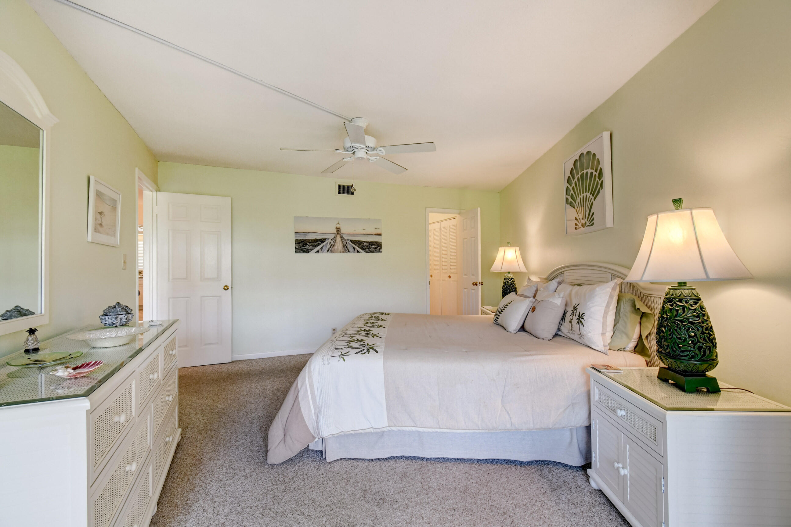 5520 North Ocean Boulevard, Unit 105 Ocean Ridge, FL 33435 - Photo 19 of 55 18