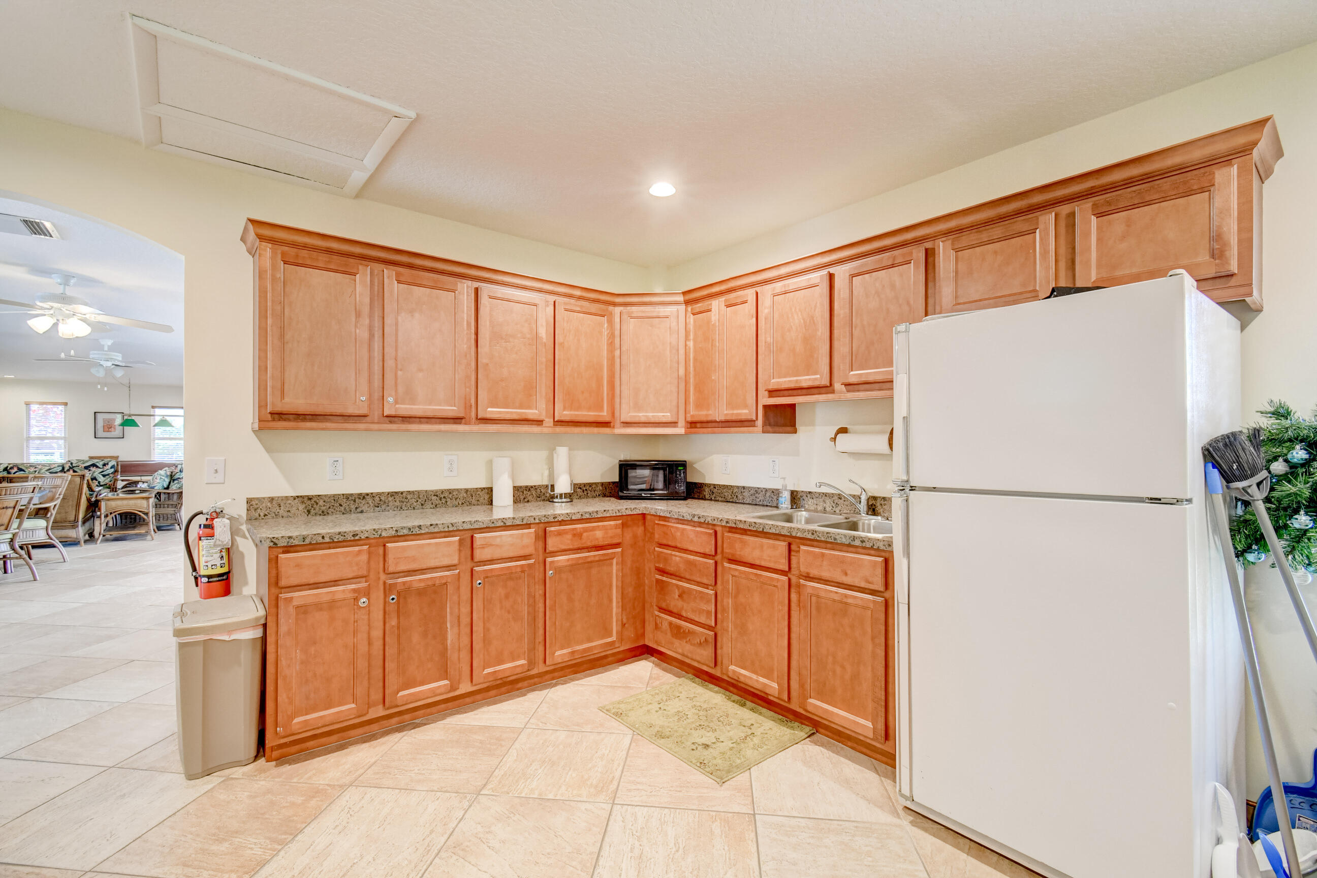 5520 North Ocean Boulevard, Unit 105 Ocean Ridge, FL 33435 - Photo 37 of 55 37