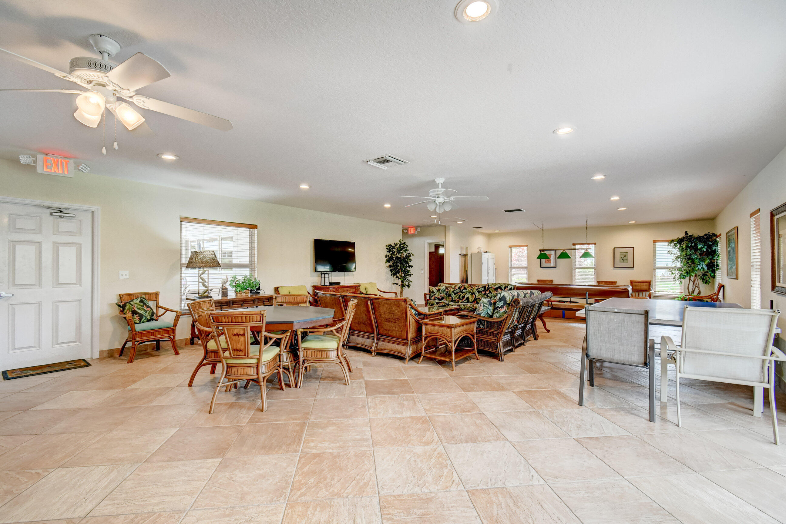 5520 North Ocean Boulevard, Unit 105 Ocean Ridge, FL 33435 - Photo 38 of 55 38