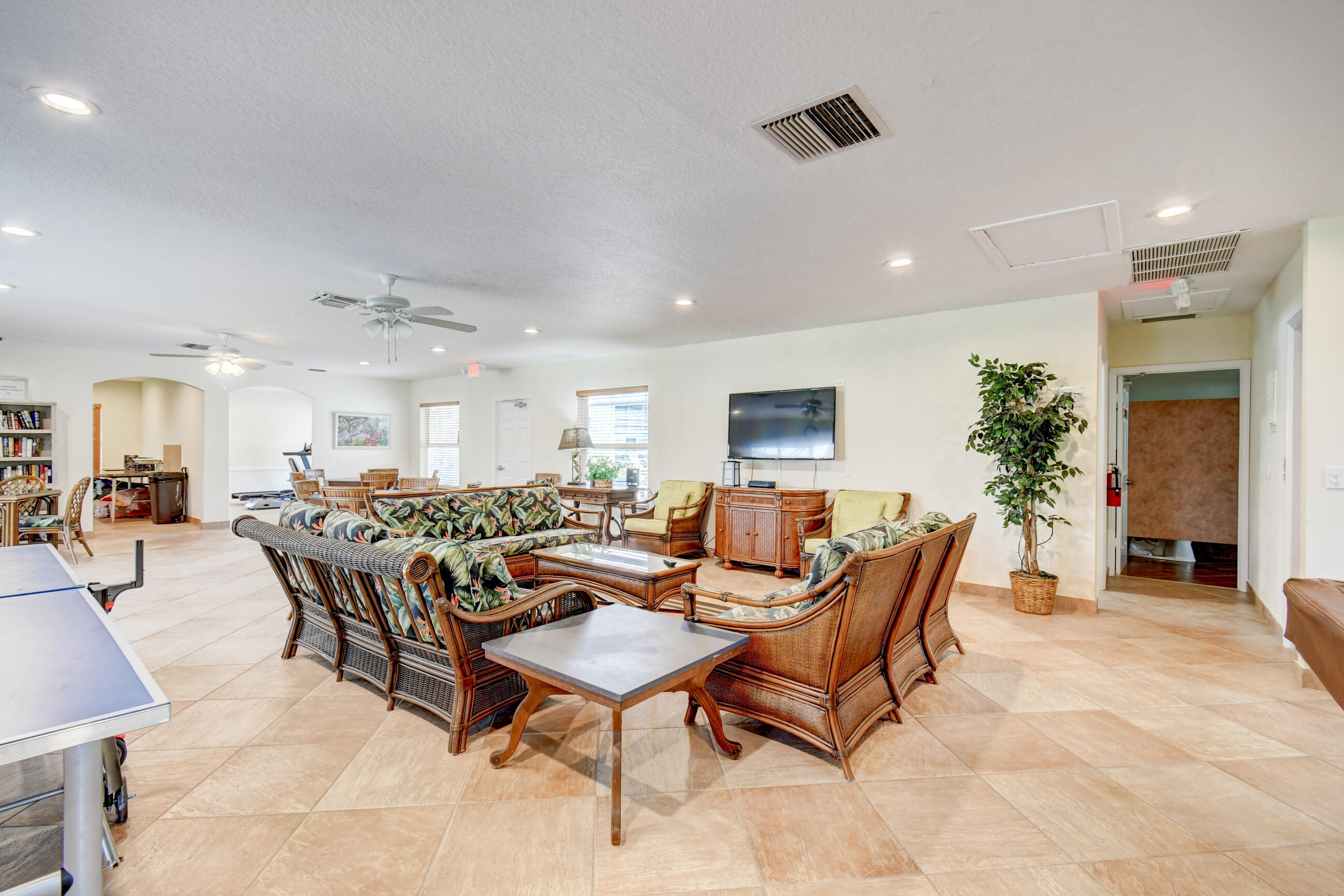 5520 North Ocean Boulevard, Unit 105 Ocean Ridge, FL 33435 - Photo 39 of 55 39