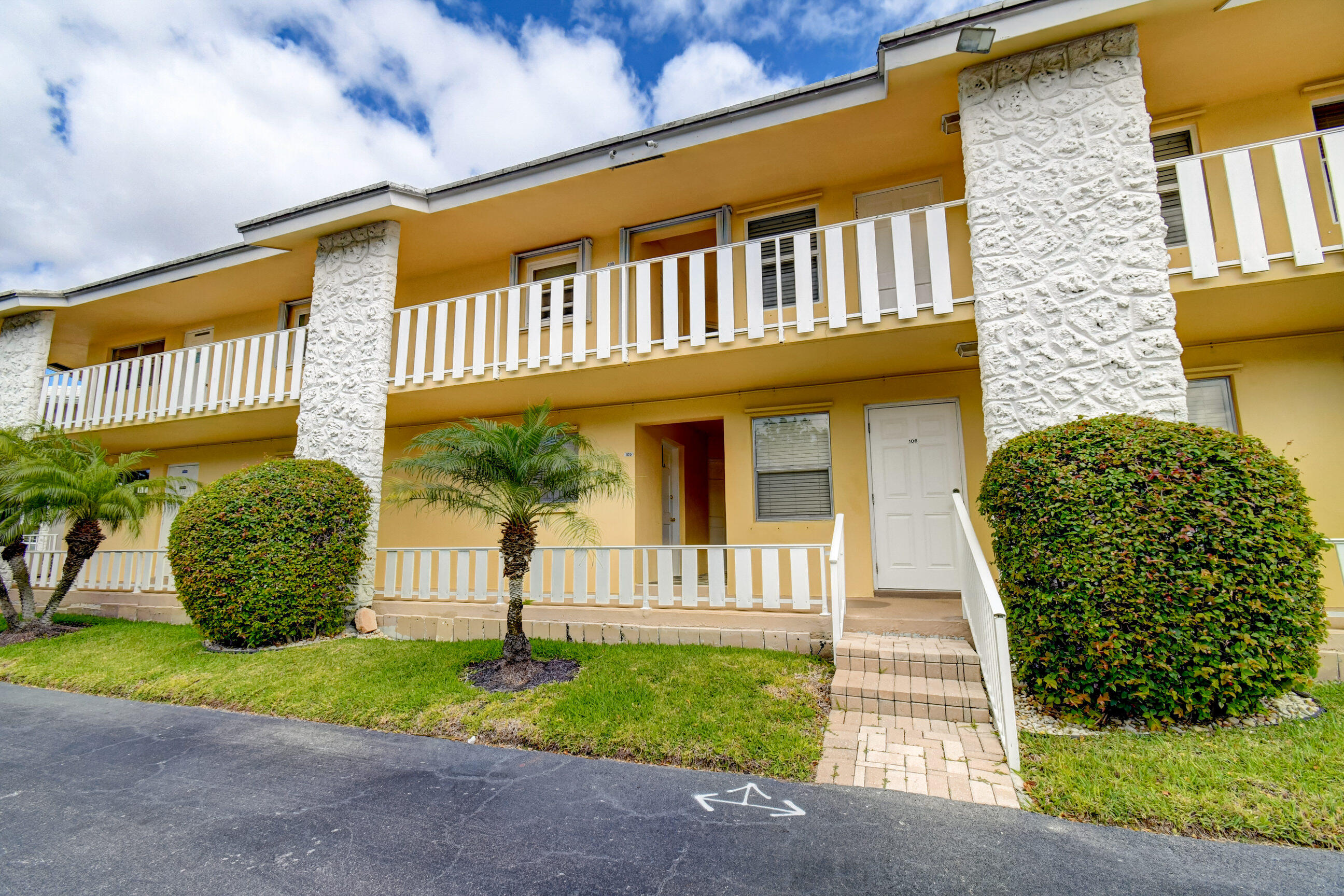 5520 North Ocean Boulevard, Unit 105 Ocean Ridge, FL 33435 - Photo 4 of 55 3