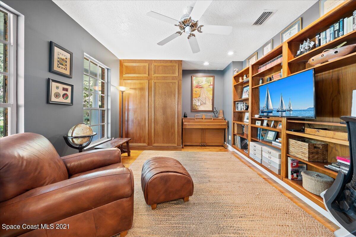 4249 Turtle Mound Road Melbourne, FL 32934 - Photo 9 of 47 19-untitled-52