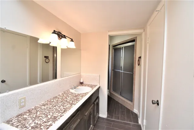 $1,999 | 126 Rollingwood Street, Baytown, TX 77520