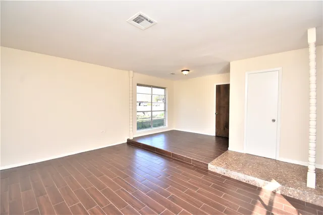 $1,999 | 126 Rollingwood Street, Baytown, TX 77520