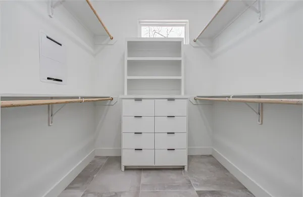 $2,000 | 4605 Edison Street, Unit A, Houston, TX 77009