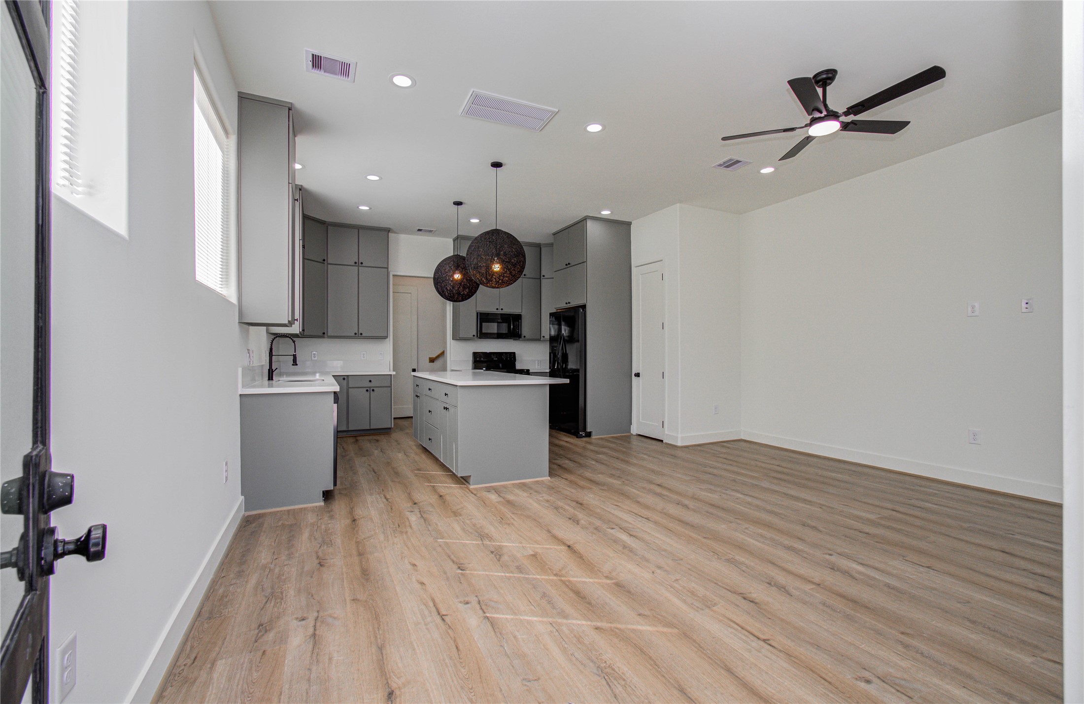 4605 Edison Street, Unit A Houston, TX 77009 - Photo 7 of 30