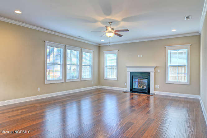 6128 Tarin Road Wilmington, NC 28409 - Photo 6 of 31 6128 Tarin Rd Wilmington NC-small-006-1-