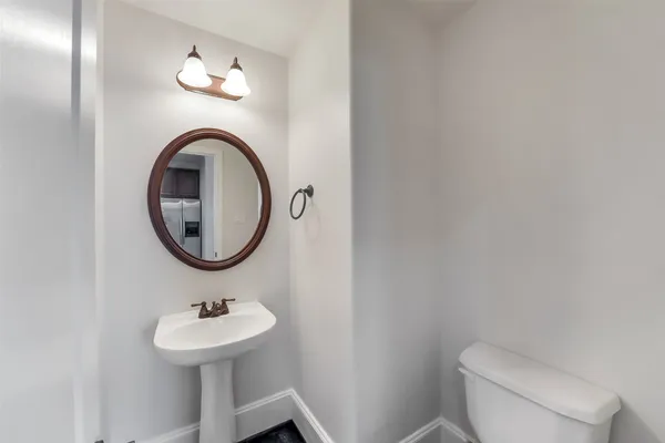 $3,100 | 1335 Studer Street, Houston, TX 77007