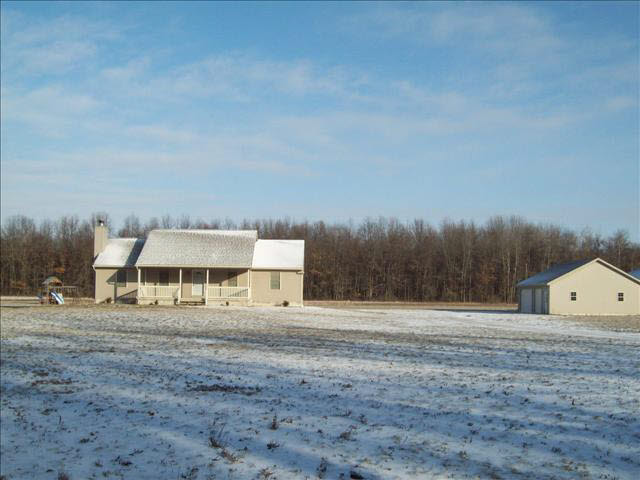 12220 Oelke Road Maybee, MI 48159 - Photo 16 of 17 20325265-15.JPG