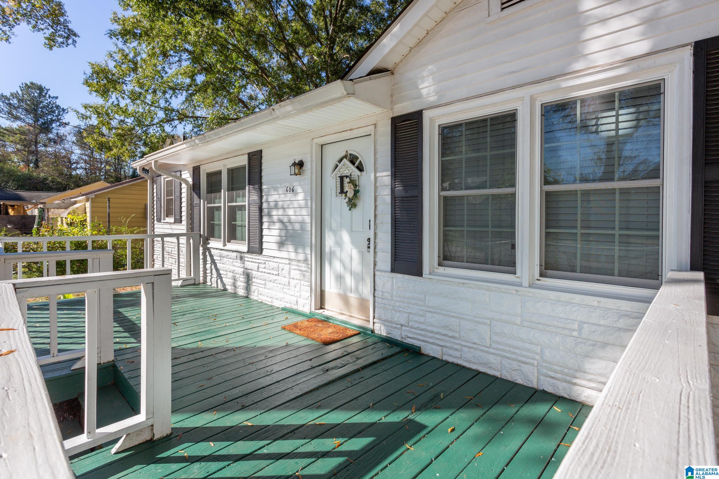 606 Ledford Street Weaver, AL 36277 - Photo 2 of 26