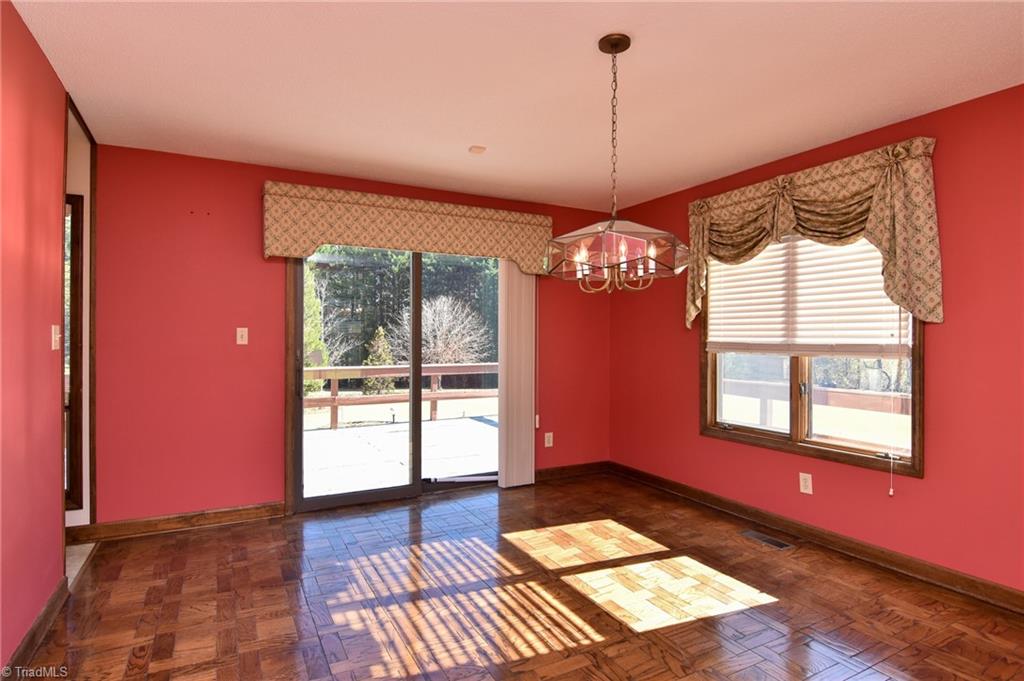 5959 Holder Road Clemmons, NC 27012 - Photo 20 of 40 Dining Room