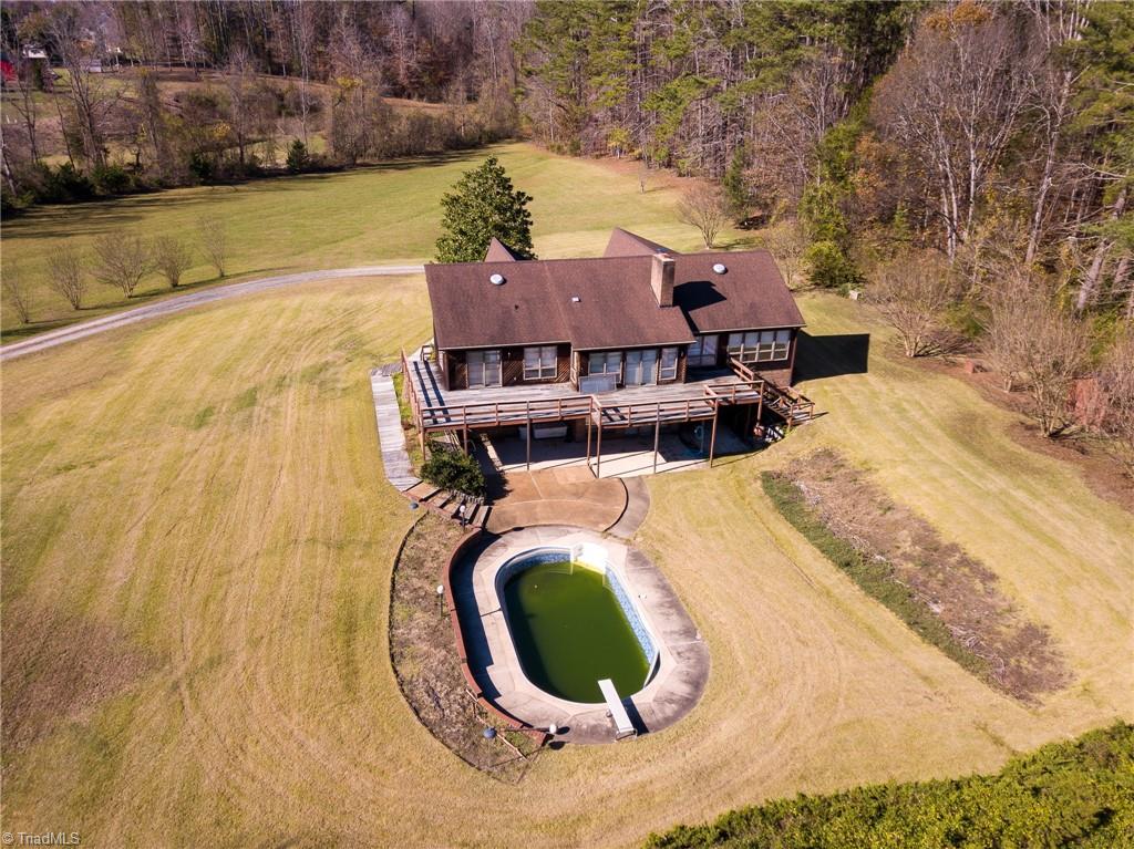 5959 Holder Road Clemmons, NC 27012 - Photo 5 of 40 Gallery Image 5