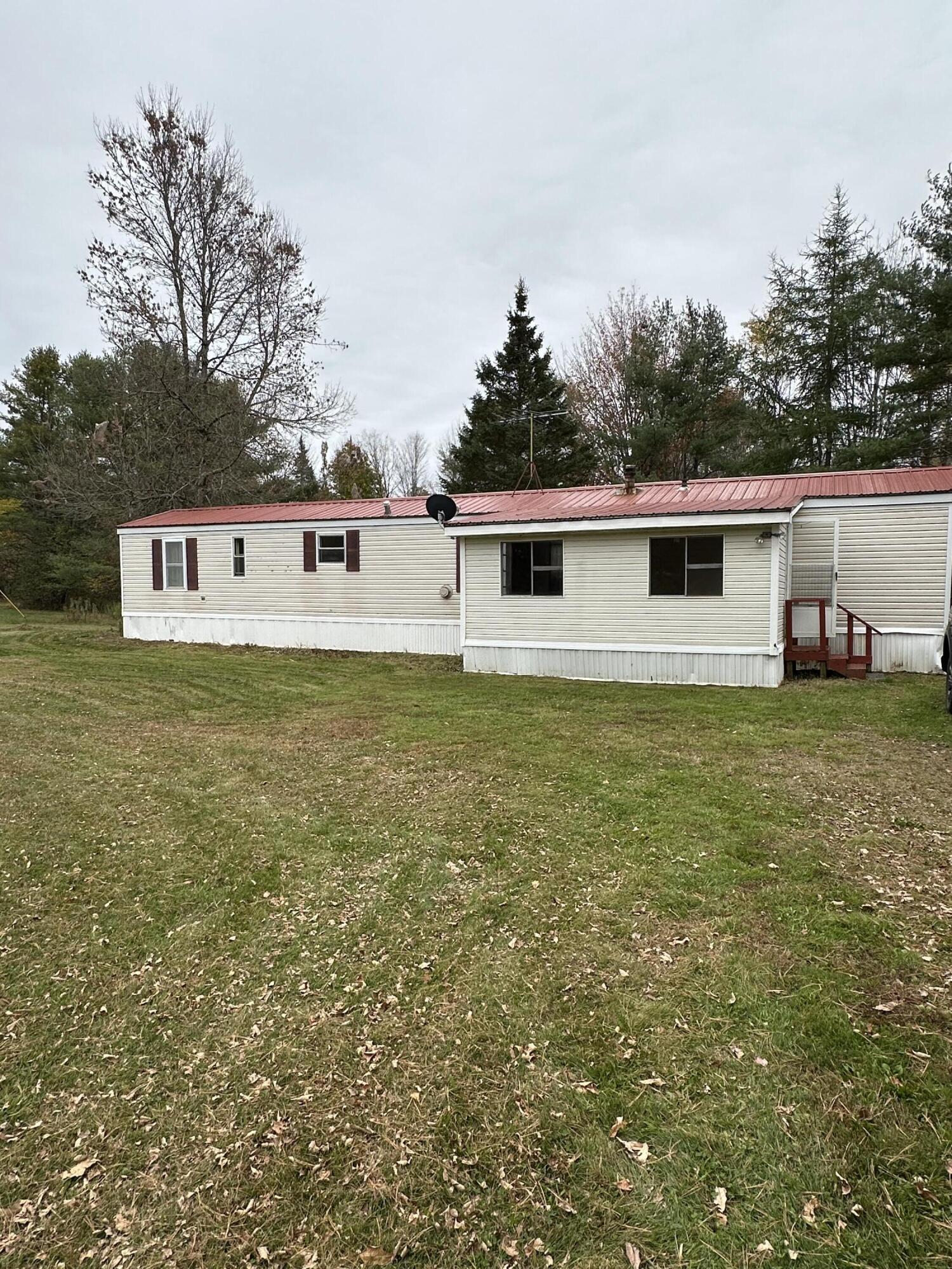 279 Wolfboro Road Stetson, ME 04488 - Photo 5 of 29 IMG_8078