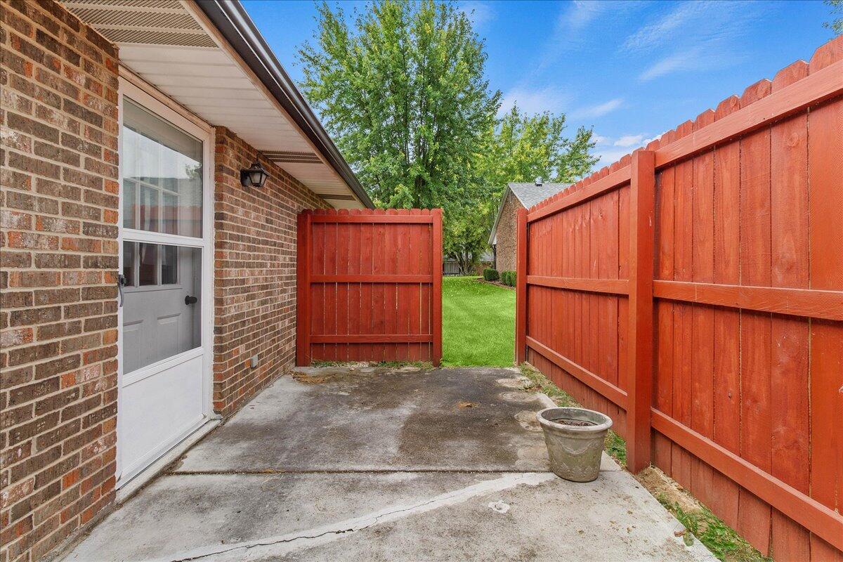 2137 Manhattan Boulevard Springfield, OH 45504 - Photo 29 of 37 29-IMG_4557