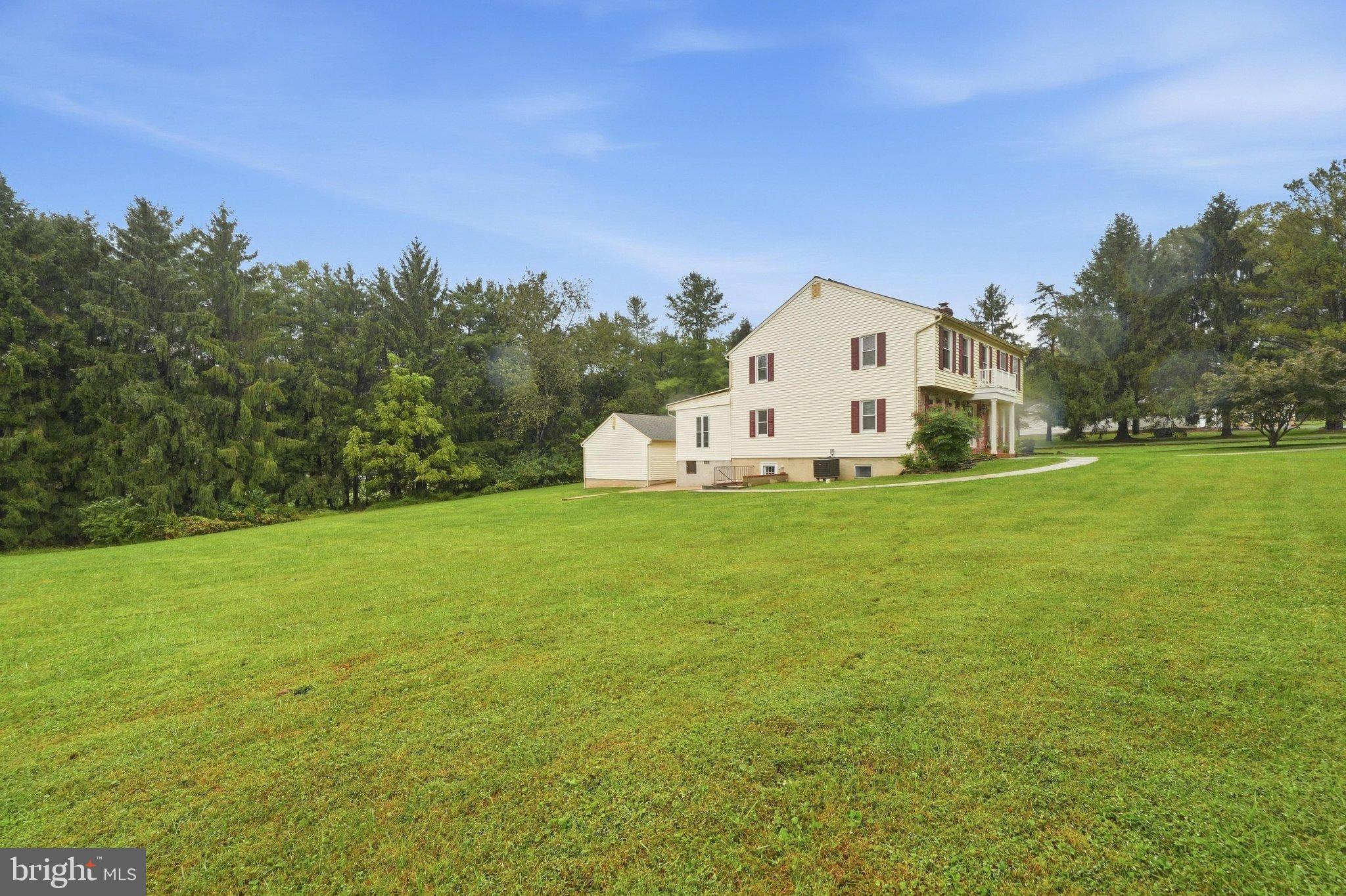 1052 Ridge Road Mount Airy, MD 21771 - Photo 54 of 62 Exterior Back