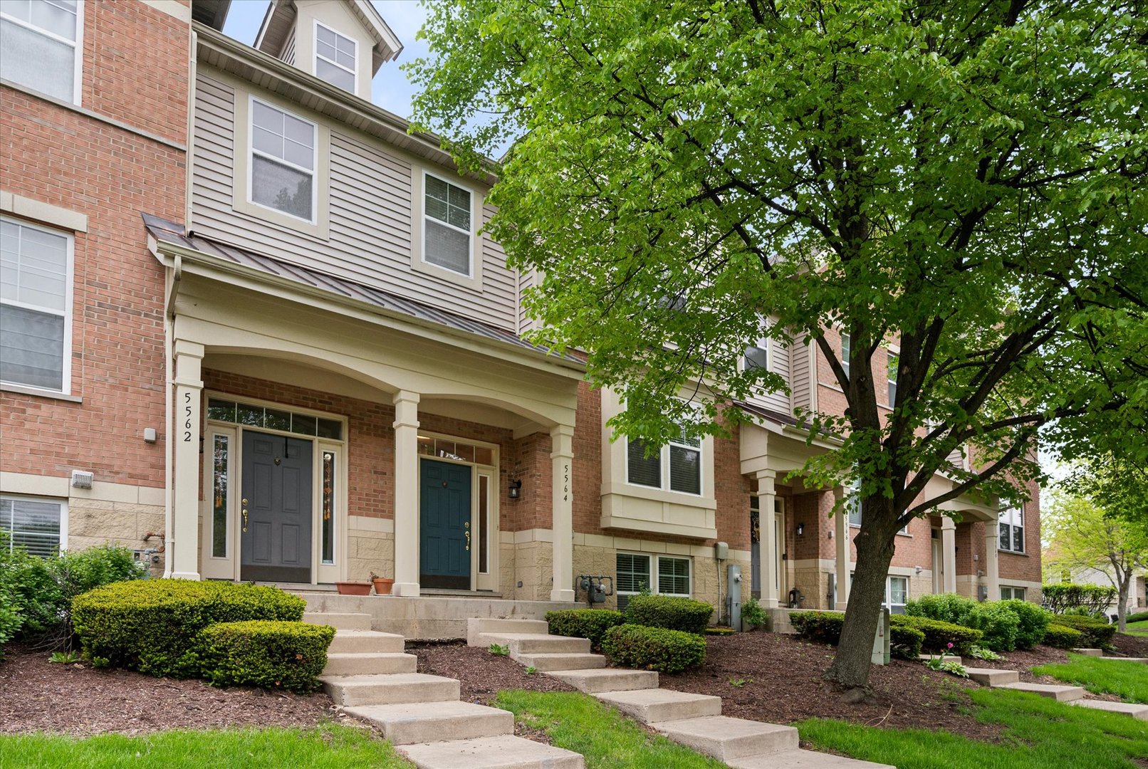 5564 Cloverdale Road Hanover Park, IL 60133 - Photo 2 of 42