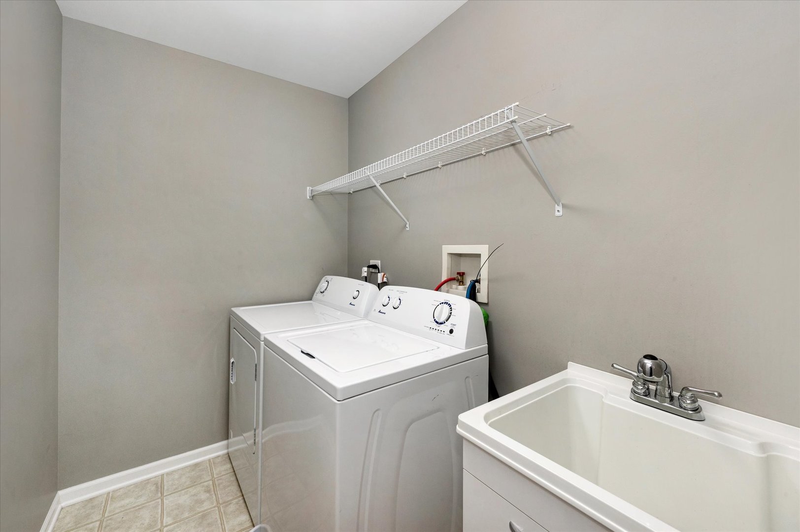 5564 Cloverdale Road Hanover Park, IL 60133 - Photo 31 of 42