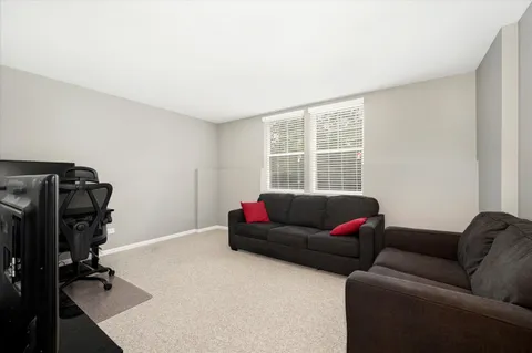 $439,900 | 5564 Cloverdale Road, Hanover Park, IL 60133