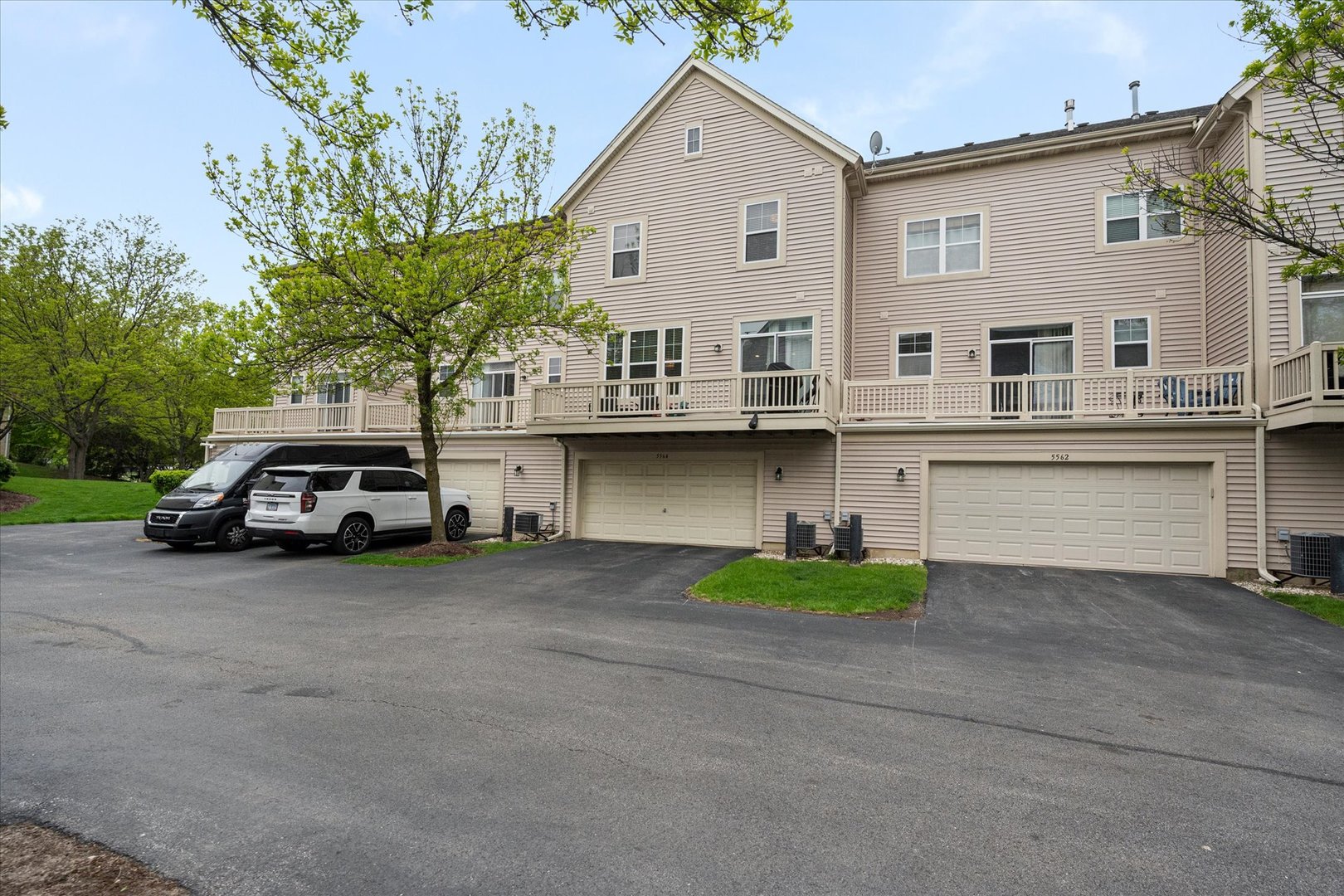 5564 Cloverdale Road Hanover Park, IL 60133 - Photo 38 of 42