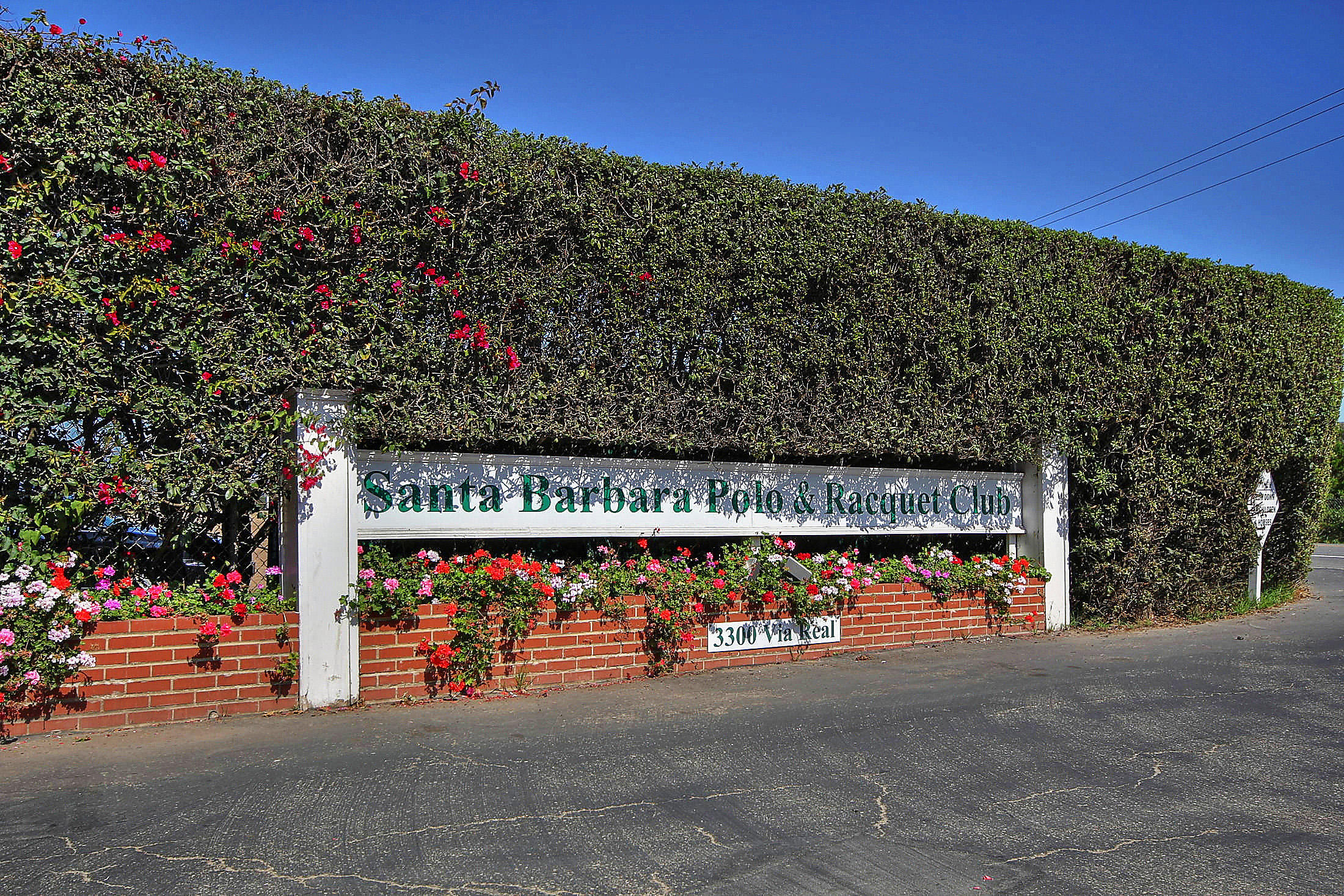 3375 Foothill Road, Unit 1114 AND 1113 Carpinteria, CA 93013 - Photo 3 of 27 a view of outdoor space and seating area