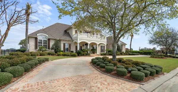 $1,790,000 | 1497 Lakeshore Boulevard, Slidell, LA 70461