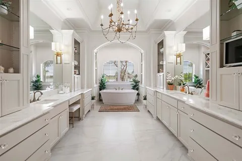 $1,830,000 | 1497 Lakeshore Boulevard, Slidell, LA 70461