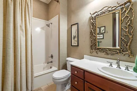 $1,830,000 | 1497 Lakeshore Boulevard, Slidell, LA 70461