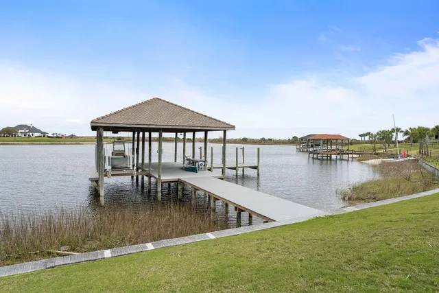 $1,850,000 | 1497 Lakeshore Boulevard, Slidell, LA 70461