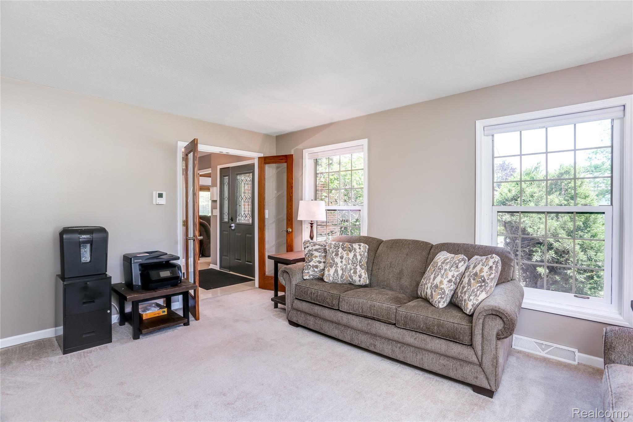 5134 East Dunbar Road Monroe, MI 48161 - Photo 12 of 36 5134+E+Dunbar+Rd+Monroe-16-original.jpg