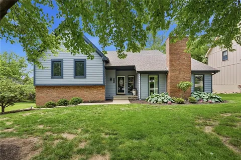 $450,000 | 5722 Noland Road, Shawnee, KS 66216